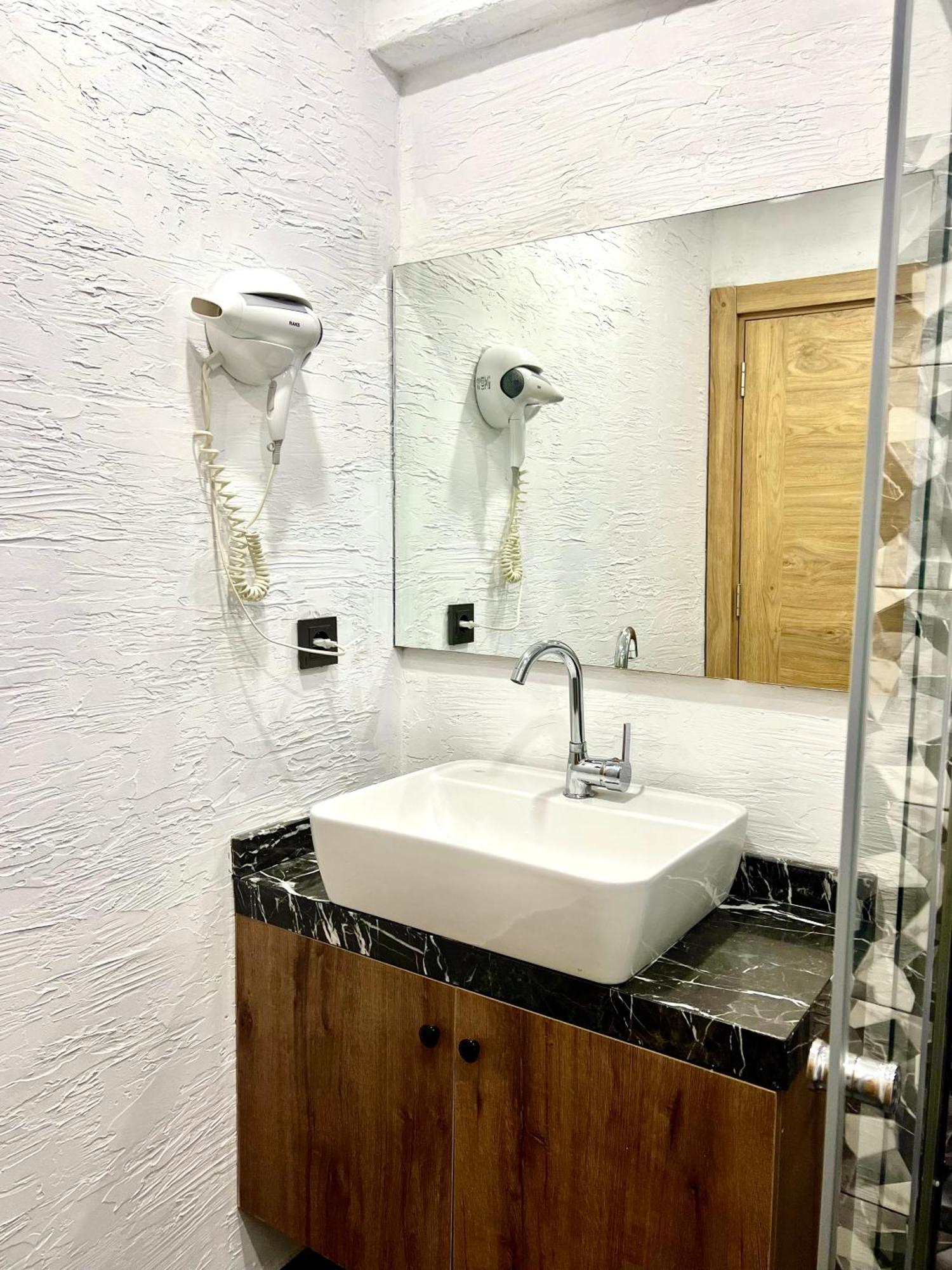 Besiktas Guest House Istanbul Ngoại thất bức ảnh